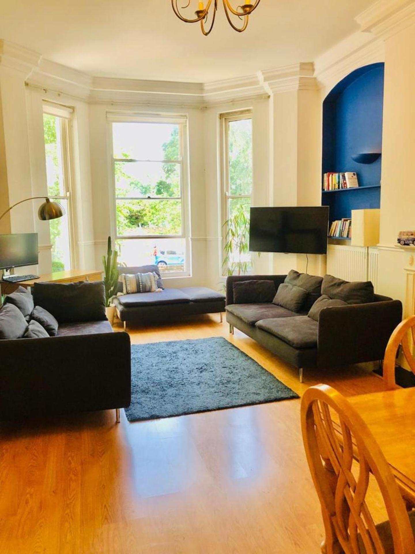 Luxury Spacious On Mattock Lane * Londra